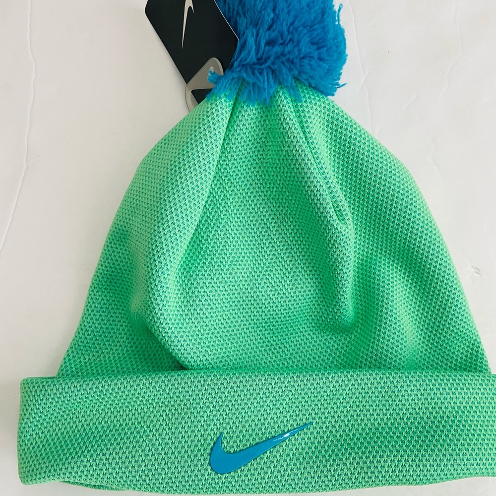 New Nike Beanie Hat Youth Size 7/16 Blue Green